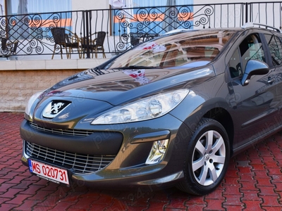 Peugeot 308 SW an 2010 motor 16 benzina 120 CP Exclusive