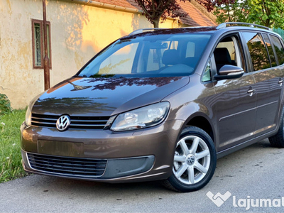 Volkswagen Touran 7 Locuri