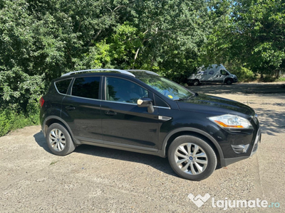 Ford Kuga 2.0 TDCi 4WD Powershift Titanium