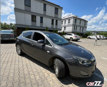 Opel Astra J 2011 - Automata