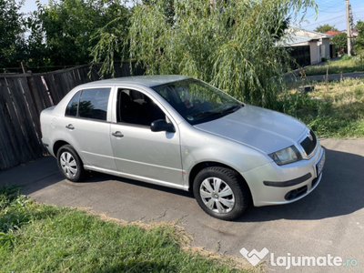 Skoda fabia masina