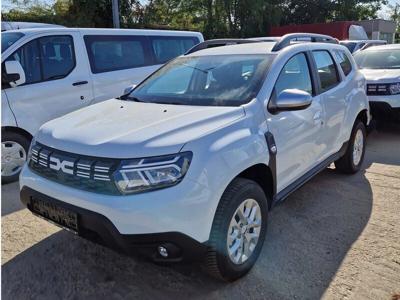 Dacia Duster Avem mai multe Dacia Duster 4x4 cu emblema