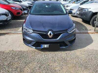 Renault Megane Cumparata de noua din Romaniafara daun