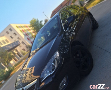 Opel Astra sport tourer 2012