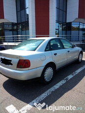 Audi A4 b5 anul 1995 motor. benzină. 1600.