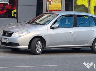 Renault Clio 2013 pe benzina