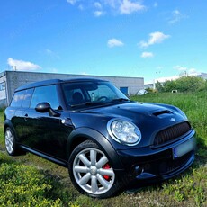 Vand Mini Cooper Clubman S din 2008 cu motor de 1.6 Turbo si 174cp