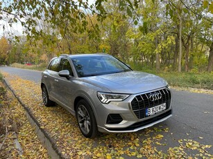 Audi Q3 2.0 40 TFSI S tronic quattro Advanced