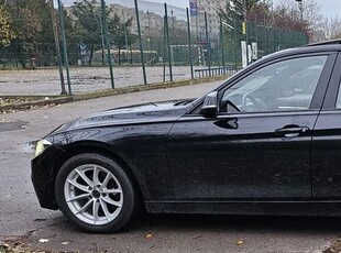 BMW Seria 3 330i xDrive Aut.