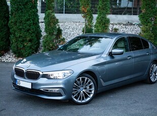 BMW Seria 5 530e Touring Aut. Luxury Line