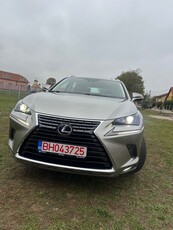 Lexus Seria NX 300h AWD Business Plus