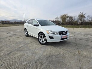 Volvo XC 60 D4 AWD Rdesign