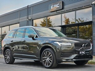 Volvo XC 90 B5 MHEV AWD 7 locuri Momentum Pro