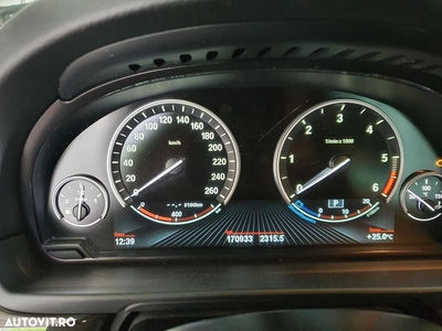 BMW Seria 5 535d xDrive Touring Aut.