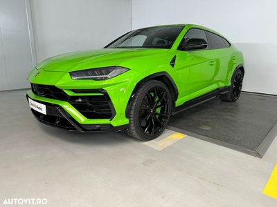 Lamborghini URUS Standard