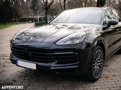 Porsche Cayenne Standard