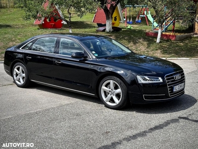 Audi A8 3.0 TDI DPF quattro tiptronic Lang