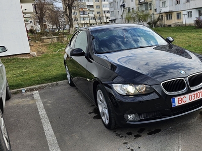 BMW Seria 3 e92 320d Onesti