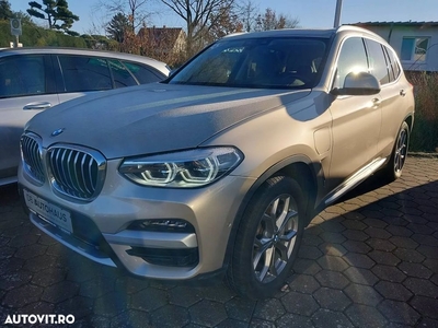 BMW X3 xDrive30e