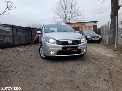 Dacia Sandero 1.2 16V 75 Live