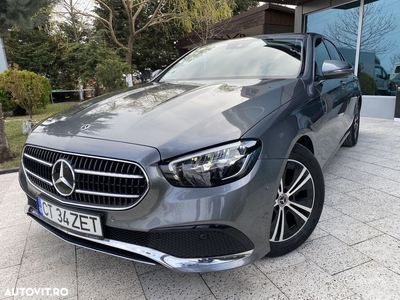 Mercedes-Benz E 220 d T 9G-TRONIC