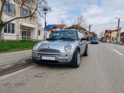 Mini One R50, 1.6 benzină Drobeta-Turnu Severin