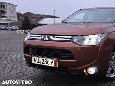 Mitsubishi Outlander 2.2 DI-D 4WD Diamant Edition