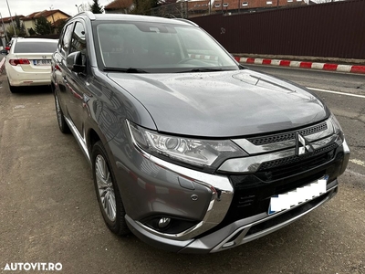 Mitsubishi Outlander 2.4 4WD Plug-In Hybrid Diamant+