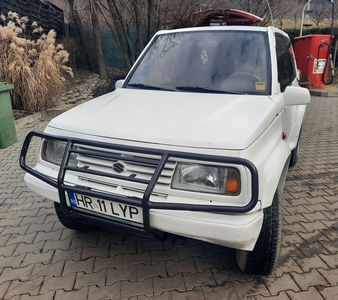 Suzuki Vitara 1,6 8 V Corund