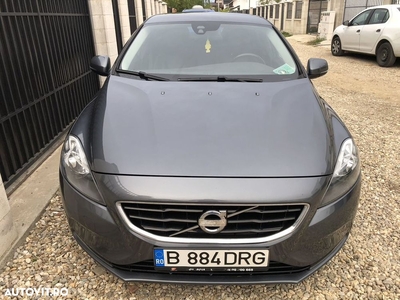 Volvo V40 D2