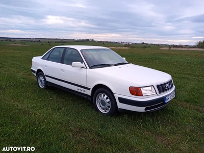 Audi 100