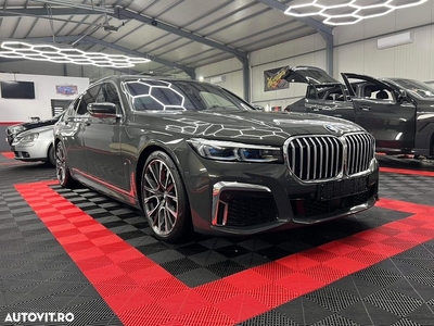 BMW Seria 7 745e