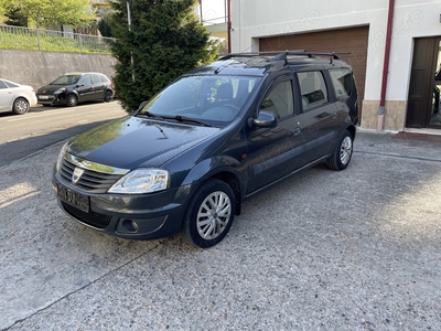 Dacia Logan MCV .Euro 5. an 2012 .Laureate