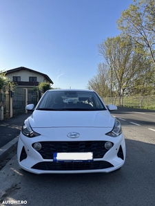 Hyundai i10 1.2 L 84 CP AMT Highway+