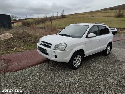 Hyundai Tucson 2.0 DOHC 2WD