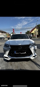 Lexus Seria LX