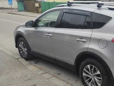 RAV 4 Hybrid , 4x4 automat , CVT , benzina +GPL