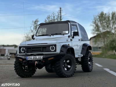 Suzuki Samurai