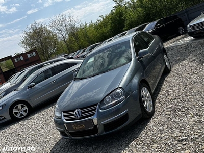 Volkswagen Jetta 1.9 TDI DSG Comfortline