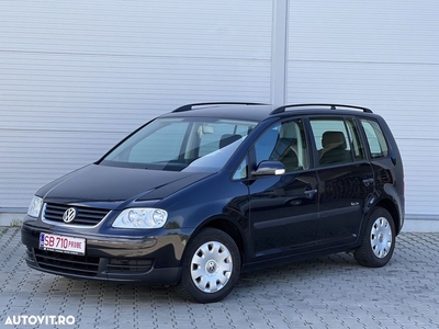 Volkswagen Touran 1.6 Basis