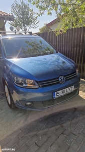 Volkswagen Touran 2.0 TDI DPF BlueMotion Technology DSG STYLE