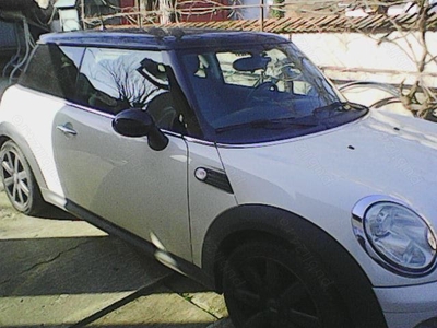 Mini Cooper 1,6 Benzina