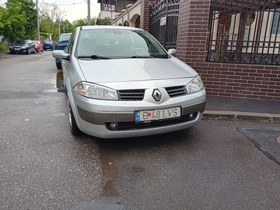 Proprietar, vând Renault Megane 2 an 2007, benzină 1.6, 157000 km verificabili