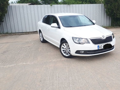 Skoda Superb 2014 DSG 2.0 140 cp