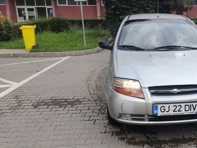 vând schimb Chevrolet Kalos 1.4