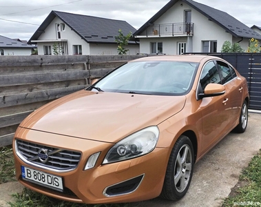 Volvo S 60, D2 Momentum, 2012, Diesel, manuală