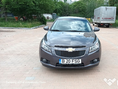 Liciteaza-Chevrolet Cruze 2012