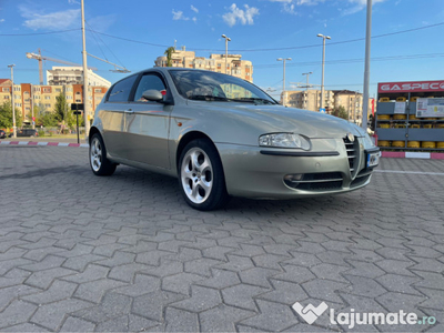 Alfa Romeo 147 masina