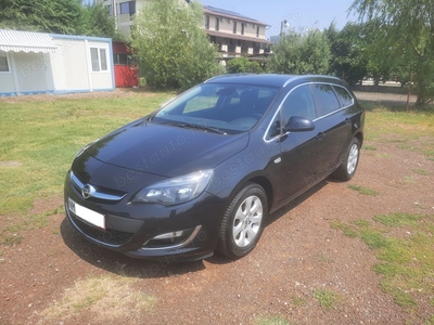 Astra 1.6 CDTI, 2015, NAVI color, volan încălzit, etc.