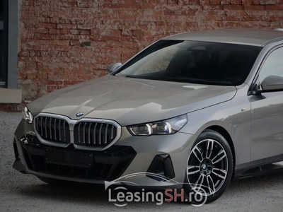 BMW Seria 5 520 i G60 M-SPORT INDIVIDUAL SITZKLIMA H&K 360